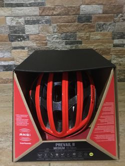 NOVÁ helma S-works Prevail II ANGi Mips 2019 red