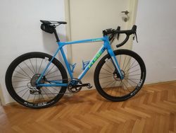 Kompletní rámová sada cyklokrosky Cube CrossRace SL vel. 56 + komponenty (v záruce)