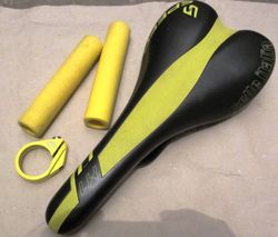 Set na kolo - sedlo Selle Italia X1, objímka REVERSE, gripy M-Wave - super stav a cena