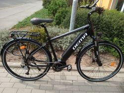 Dema E-lliot Touring 600 - 28'', velikost 18''