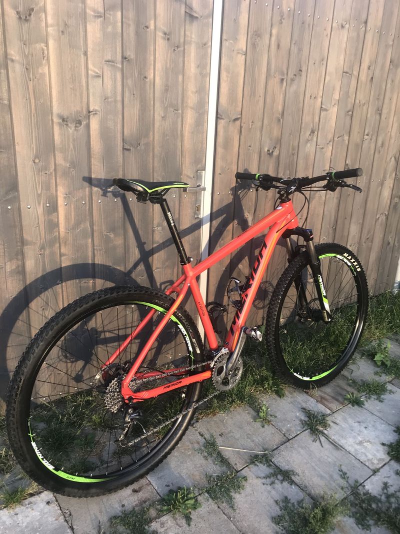 MERIDA 29"