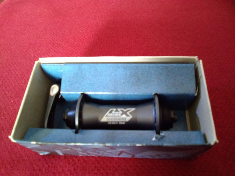 Náboje shimano