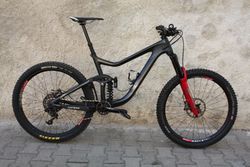 Karbonová enduro mašina Giant Reign (na prodej i samostatný rám, nebo rám + vidlice)