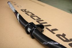 Karbonová enduro mašina Giant Reign (na prodej i samostatný rám, nebo rám + vidlice)