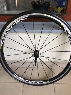Set zapletena kola Mavic Cosmic Elite UST - 1 sezona (cca 4tis Km) - zadne poskozeni (jako nove)