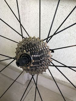Set zapletena kola Mavic Cosmic Elite UST - 1 sezona (cca 4tis Km) - zadne poskozeni (jako nove)