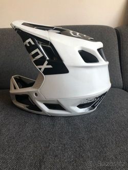 Helma na kolo Fox Proframe velikost L s MIPS