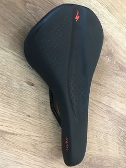 Sedlo Specialized Myth 155mm