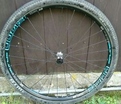DT SWISS spline two e1700