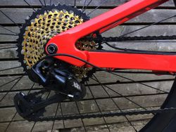 Rocky Mountain Element - v top vybavení, 2x sady kvalitních kol, vel. XL