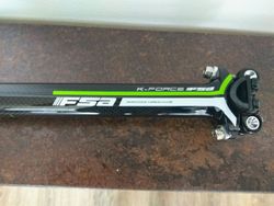 FSA carbonova sedlovka 27,2 nová