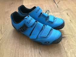 Prodám mtb tretry Giro Privateer R (Vel. EU45.5)