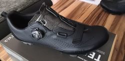 Tretry Fizik Terra X5 velikost 46