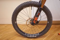 Kola e*thirteen TRS Race SL Carbon 27.5, vnitřní šíře 28mm, 15x110mm, 12x148mm Boost, XD