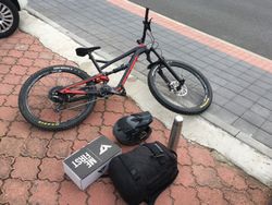 Prodam 2018 YT JEFFSY 27 AL Comp Black Pearl / Blood Red L