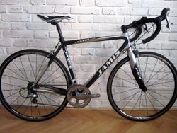 CELO - KARBON JAMIS XENITH na Shimano DURA-ACE/ULTEGRA. 56 cm.