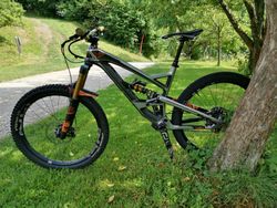 Prodám YT Capra CF Pro Race 2017 M