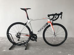 Giant TCR Advanced Pro Team