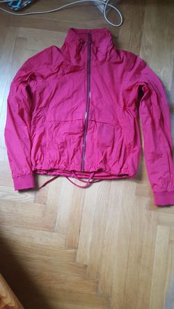 Prodám bundu Rapha Rain Bomber, vel. M, barva "red"