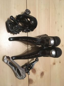 Sada Dura-Ace 9000, 2x11s, bonus navíc, řadící páky, prehazovačka, přesmykač,