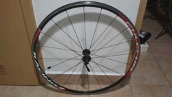 Přední silniční kolo Fulcrum Racing 7
