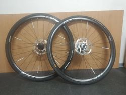 Shimano WH-RX010, kazeta CS7000, SM-RT64