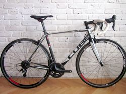CELO-KARBON CUBE AGREE na Shimano Ultegra 6600, 56 cm. Super stav