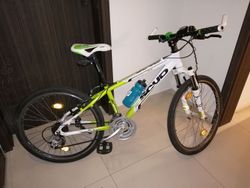 Dětské horské kolo 24" SCUD v perfektním stavu.