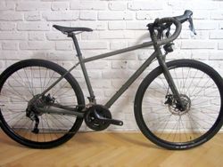 SPECIALIZED AWOL, velikost S. Pěkný stav.