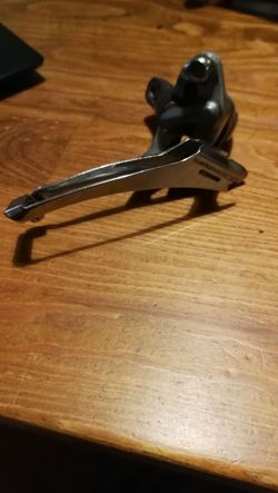 Použitý přesmykač Shimano 600