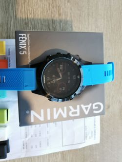 Garmin fenix 5 sapphire, black band, v záruce a nepoškozené