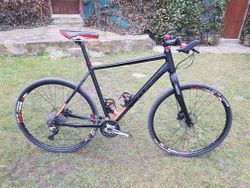 Prodám treking/gravel/fitnes kolo CUBE