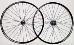 Zapletená kola Shimano SLX M7100 Micro spline + Blackjack Ready 23 + Sapim Race - 29"- 1828g