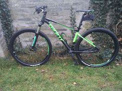 GIANT FATHOM 29ER 2 LTD BLACK/GREEN
