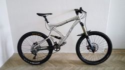 Prodám RB Monster EN 2009