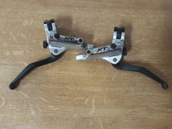 Brzdové páky Shimano XT M-785