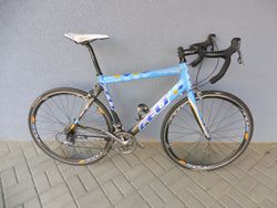 Silniční kolo Felt Carbon