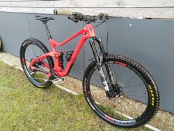 Devinci TROY carbon