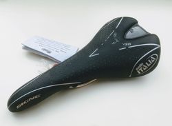 Nové Sedlo Selle Italia SIGNO GENUINE Gel