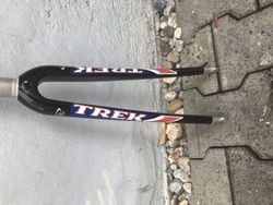 Vidlice Trek OCLV carbon, hlinikový sloupek 25cm, rozměr 1 1/8