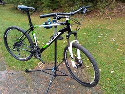 TREK 4900