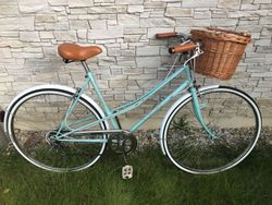 dámské městské "retro" kolo s košíkem