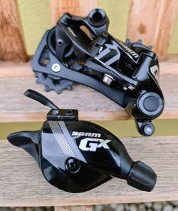 Rezervované! Prodám přehazovačku a řazení Sram GX 11