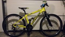 lehké juniorské kolo MAXBIKE Loma rám vel.15 kola 26"