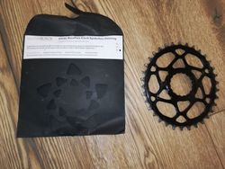 AbsoluteBLACK oval 34T