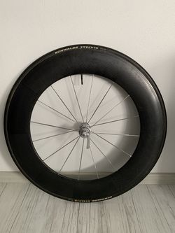 Karbonové zapletené silniční přední kolo Shimano Dura-Ace