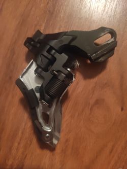 Přesmykač Shimano Deore FD M617