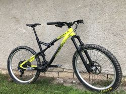 Commencal Meta V4