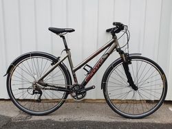 Crossové kolo Scott Sportser. Prakticky nejeté, stav nového kola. (cca na 160-170cm) 13,5kg