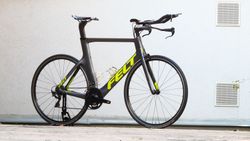 Felt B14 velikost 58 cm model 2018